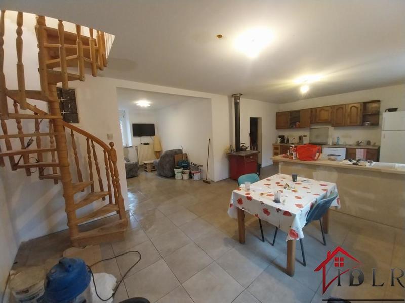 Propriété - 100 m² - 5 pièces