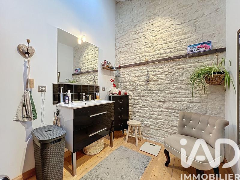 Maison - 230 m² - 6 pièces