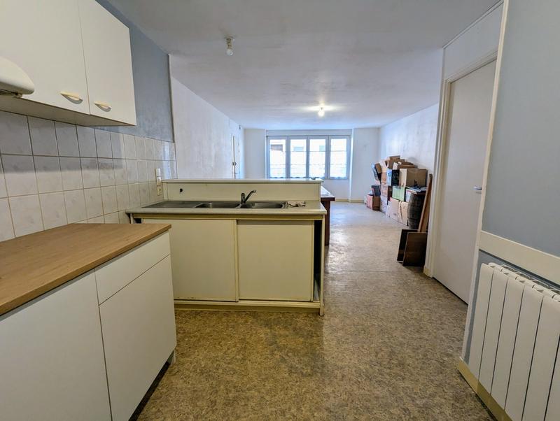 Maison - 201 m² - 6 pièces