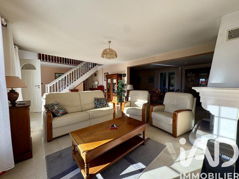 Maison - 134 m² - 5 pièces