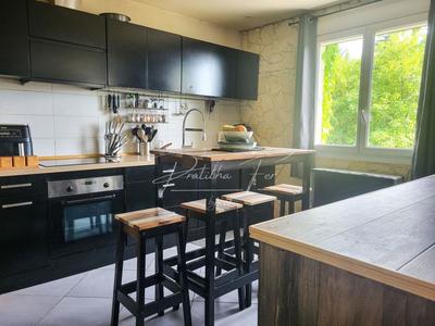 Maison - 150 m² - 6 pièces