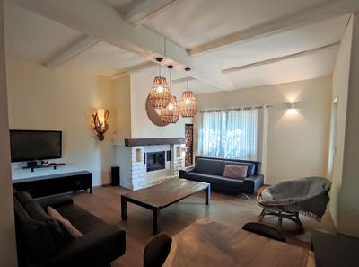 Maison - 270 m² - 11 pièces