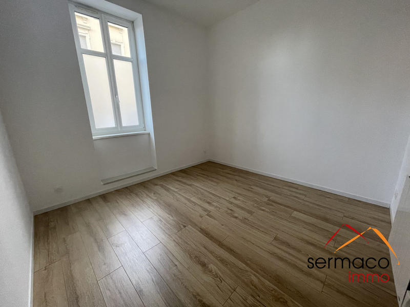 Appartement - 100 m² - 4 pièces