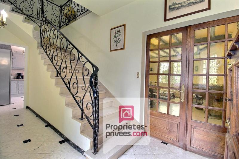 Maison - 170 m² - 7 pièces