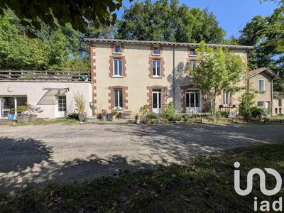Maison - 173 m² - 7 pièces