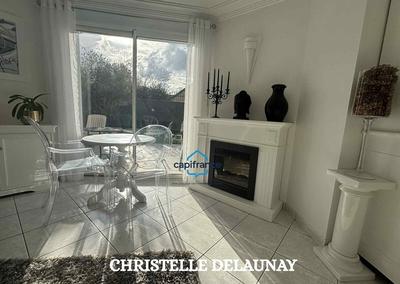 Maison - 185 m² - 7 pièces