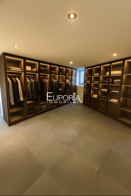 Maison - 130 m² - 4 pièces