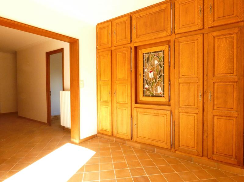 Maison traditionnelle - 197 m² - 8 pièces