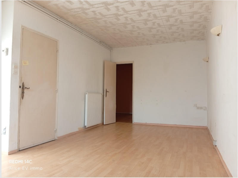 Maison - 220 m² - 11 pièces