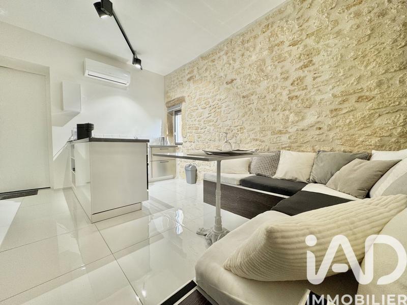 Maison - 308 m² - 9 pièces