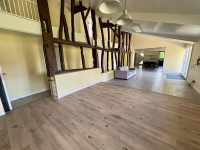 Villa - 190 m² - 6 pièces