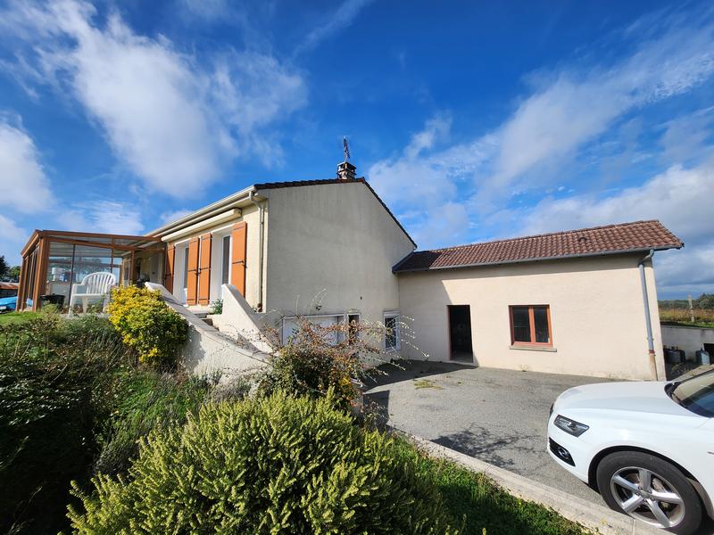 Maison - 101 m² - 5 pièces