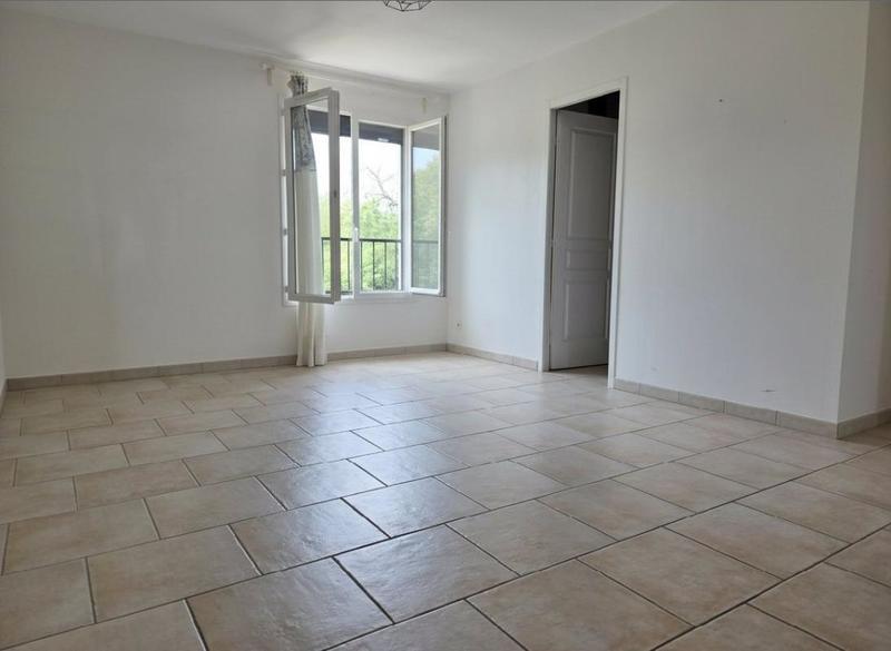 Propriété - 180 m² - 8 pièces