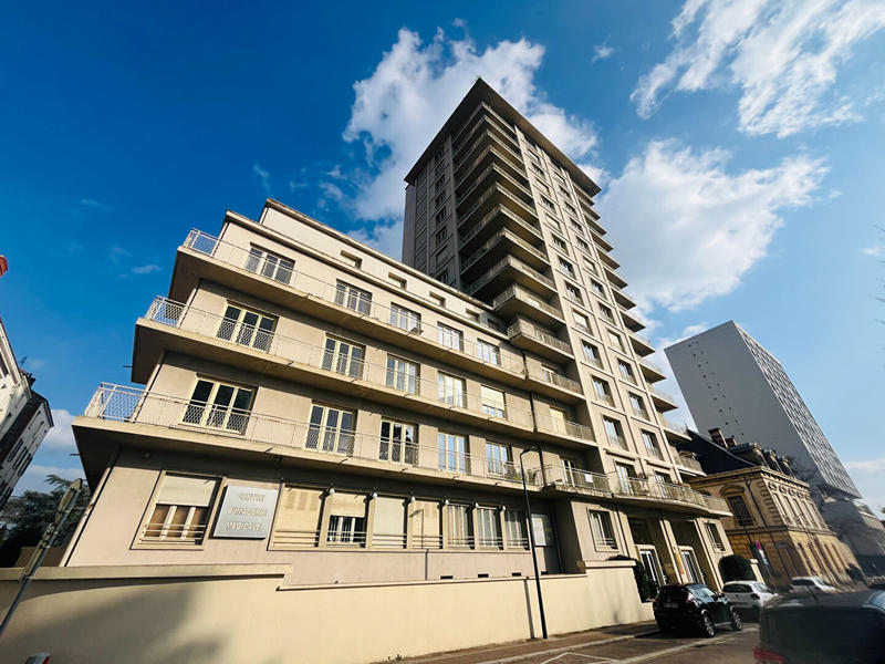 Appartement - 166 m² - 5 pièces