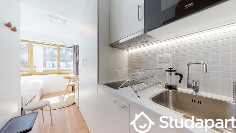 Chambre - 14 m² - 1 pièce