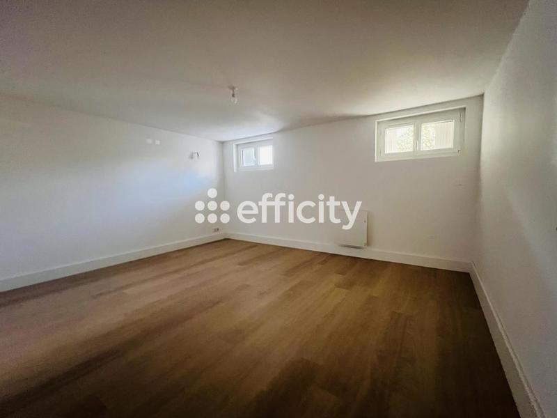 Maison de bourg - 170 m² - 6 pièces