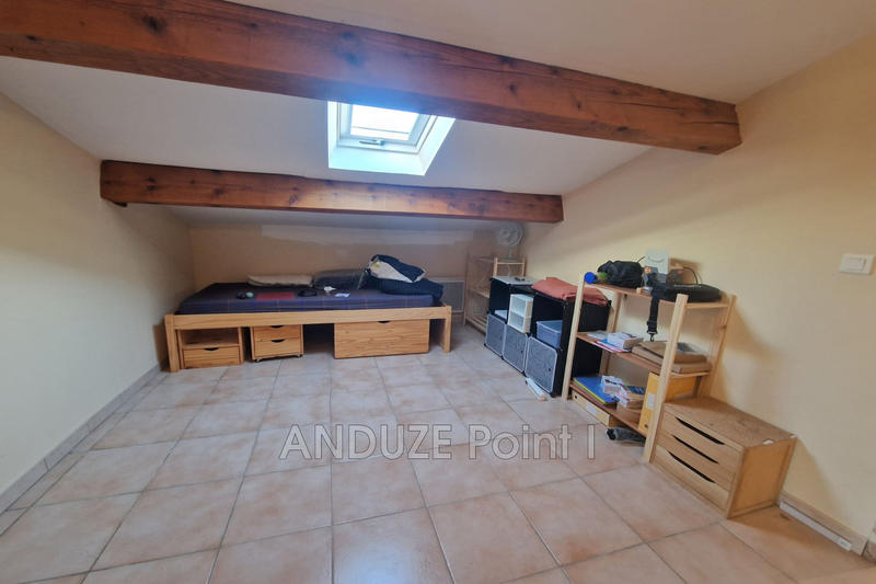 Maison - 275 m² - 9 pièces