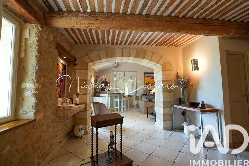 Maison - 310 m² - 8 pièces