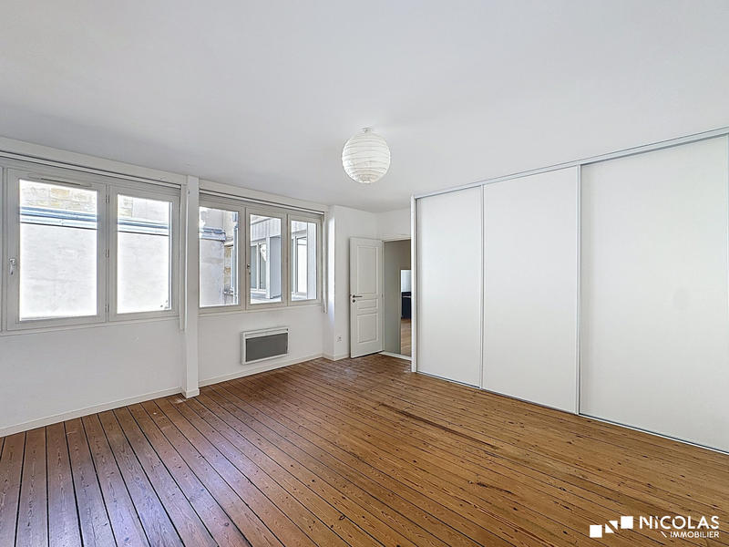 Appartement - 82 m² - 3 pièces