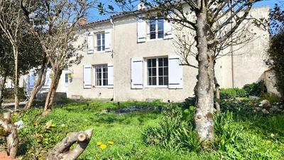 Maison - 157 m² - 6 pièces