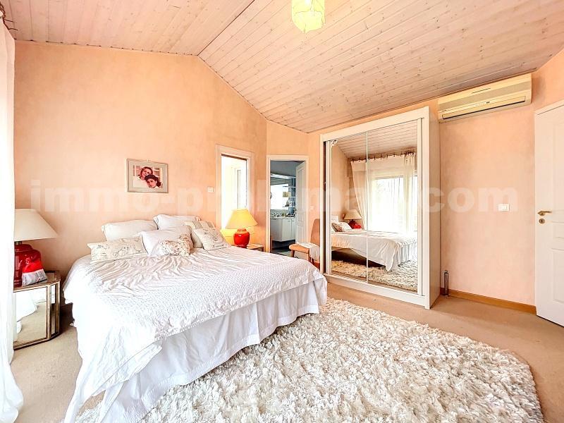 Maison - 297 m² - 7 pièces