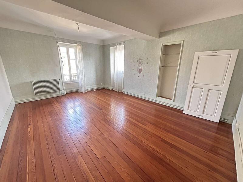 Maison traditionnelle - 95 m² - 5 pièces