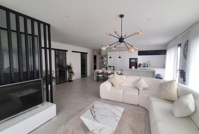 Maison - 120 m² - 6 pièces