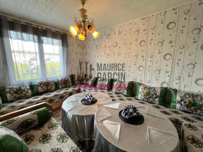 Appartement - 80 m² - 4 pièces