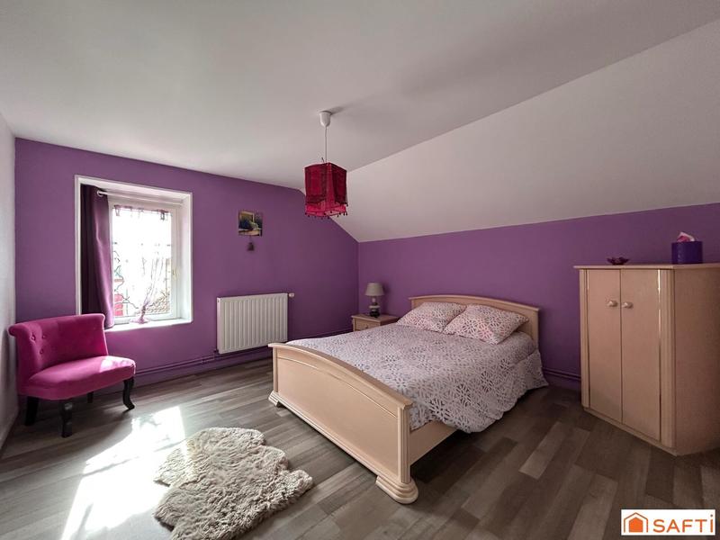 Maison - 170 m² - 10 pièces