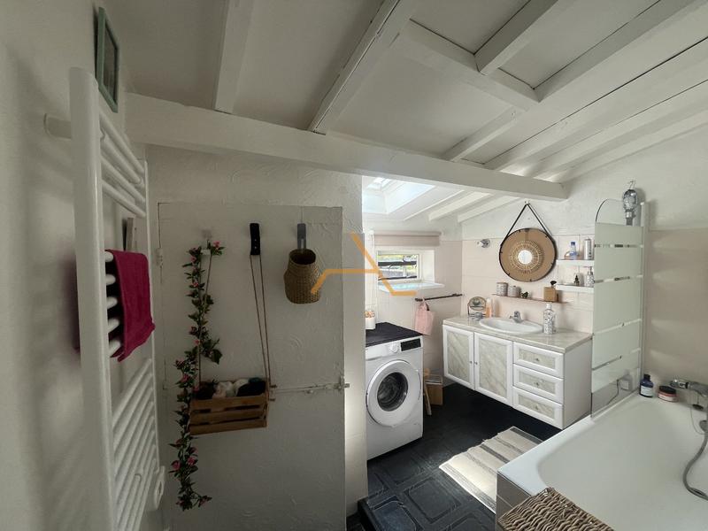 Maison de village - 64 m² - 4 pièces