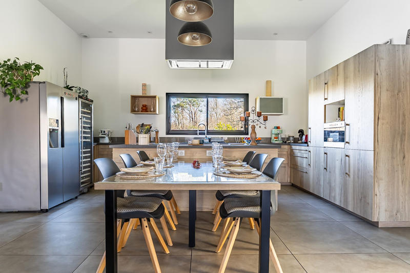 Maison - 164 m² - 5 pièces