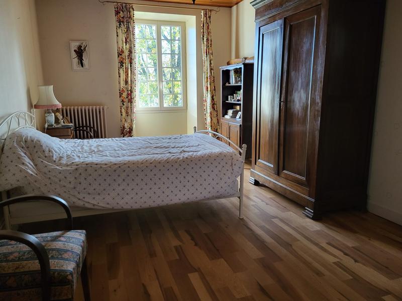 Maison ancienne - 226 m² - 8 pièces