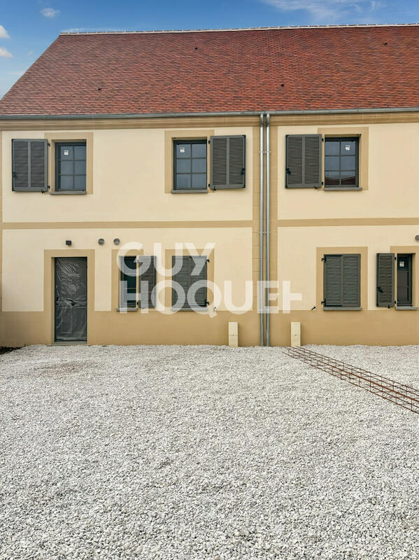 Maison - 93 m² - 5 pièces