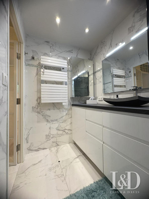 Appartement - 72 m² - 3 pièces