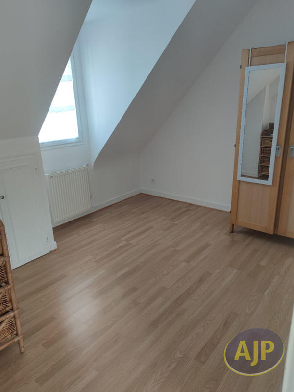 Maison - 111 m² - 5 pièces