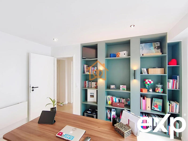 Appartement - 80 m² - 4 pièces