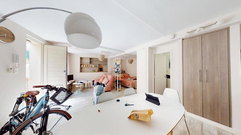 Immeuble - 120 m² - 5 pièces