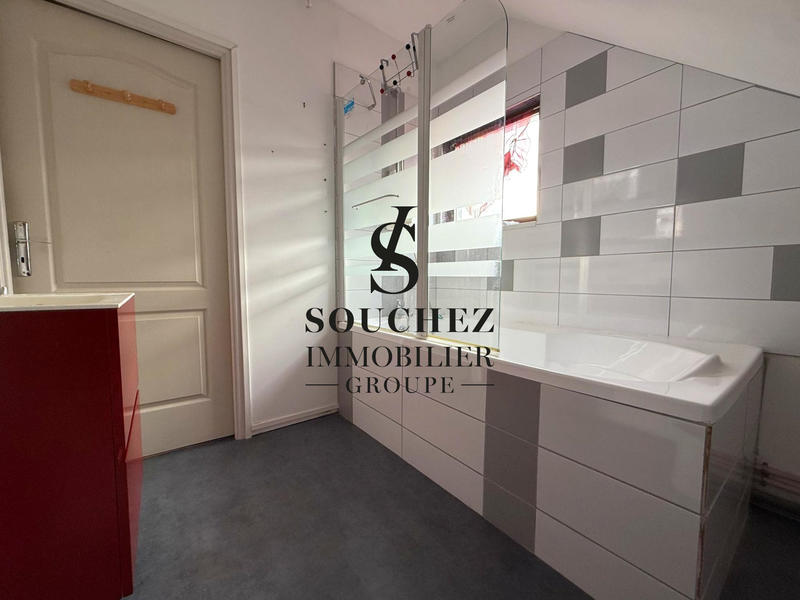 Maison - 102 m² - 6 pièces