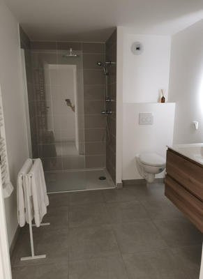 Appartement - 75 m² - 4 pièces