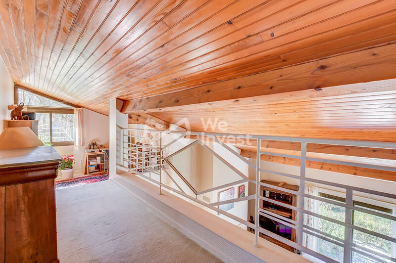 Maison - 240 m² - 6 pièces