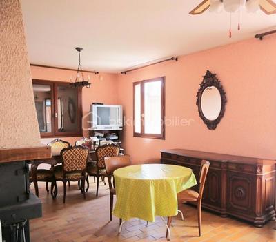 Maison - 122 m² - 7 pièces