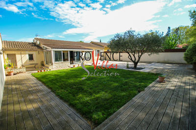 Maison - 93 m² - 5 pièces