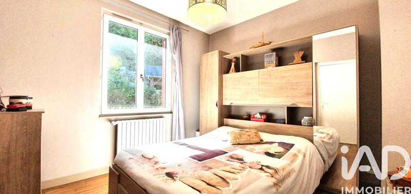 Maison - 102 m² - 5 pièces