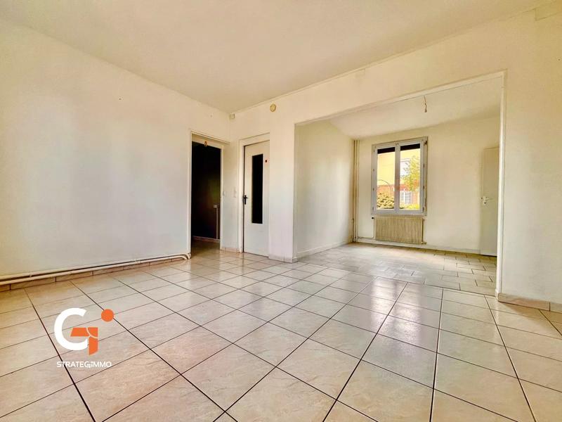 Maison - 74 m² - 5 pièces