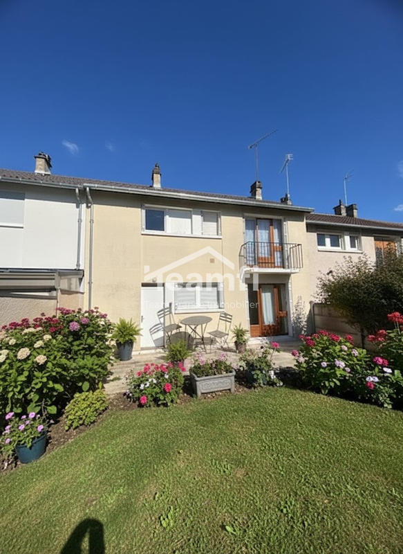 Maison - 86 m² - 4 pièces
