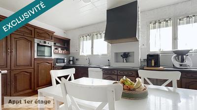 Propriété - 200 m² - 9 pièces