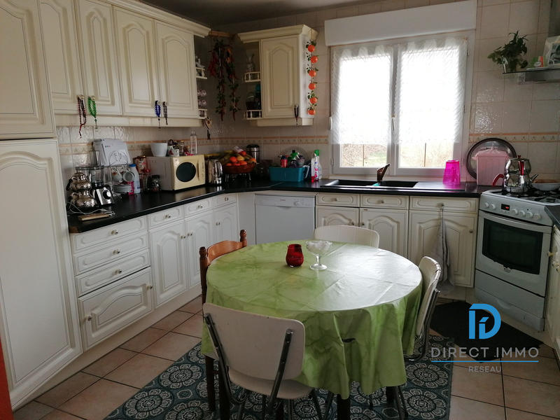 Maison - 216 m² - 6 pièces