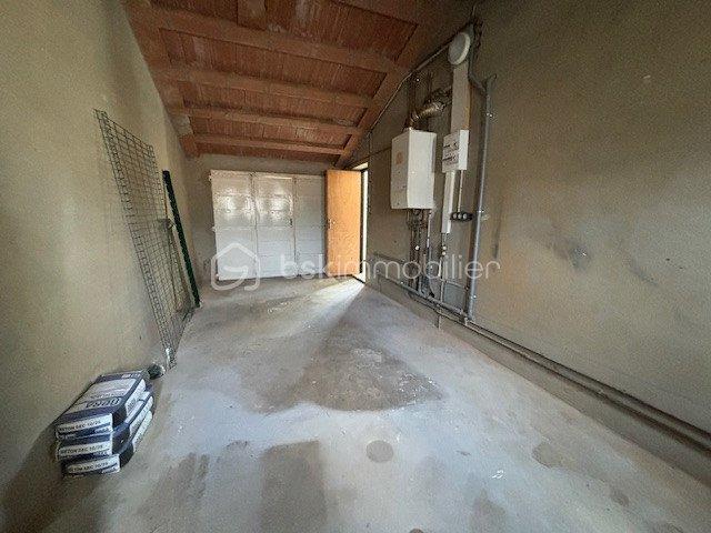 Immeuble - 142 m² - 10 pièces