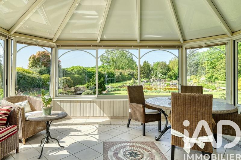 Maison - 290 m² - 8 pièces