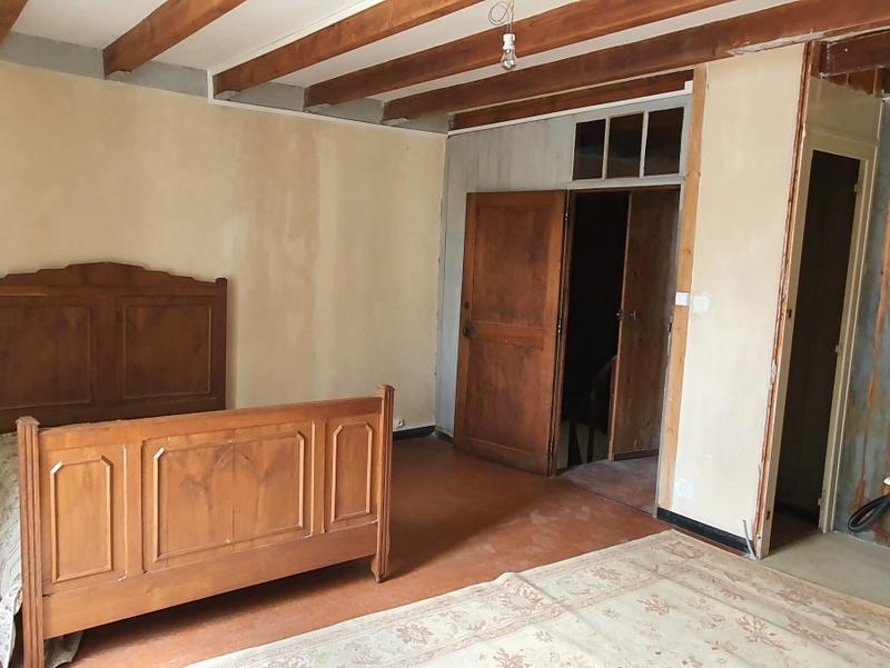 Maison - 83 m² - 8 pièces